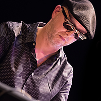 Dateiname=393A4677.jpg
Dateigröße=10283KB
Abmessungen: 3883x5825
hinzugefügt am: 20. März 2017 393A4677.jpg