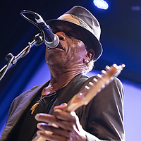 Dateiname=393A4699.jpg
Dateigröße=14346KB
Abmessungen: 5882x3921
hinzugefügt am: 20. März 2017 393A4699.jpg