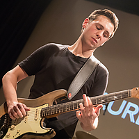 Dateiname=2R5A4807.jpg
Dateigröße=13454KB
Abmessungen: 5920x3947
hinzugefügt am: 20. März 2017 2R5A4807.jpg