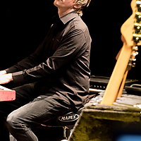 Dateiname=393A4545.jpg
Dateigröße=8404KB
Abmessungen: 3871x5806
hinzugefügt am: 20. März 2017 393A4545.jpg