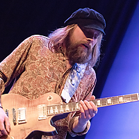 Dateiname=393A4355.jpg
Dateigröße=21966KB
Abmessungen: 5692x3795
hinzugefügt am: 20. März 2017 393A4355.jpg