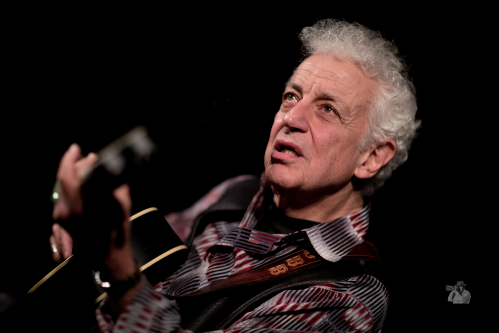 Doug MacLeod, 
