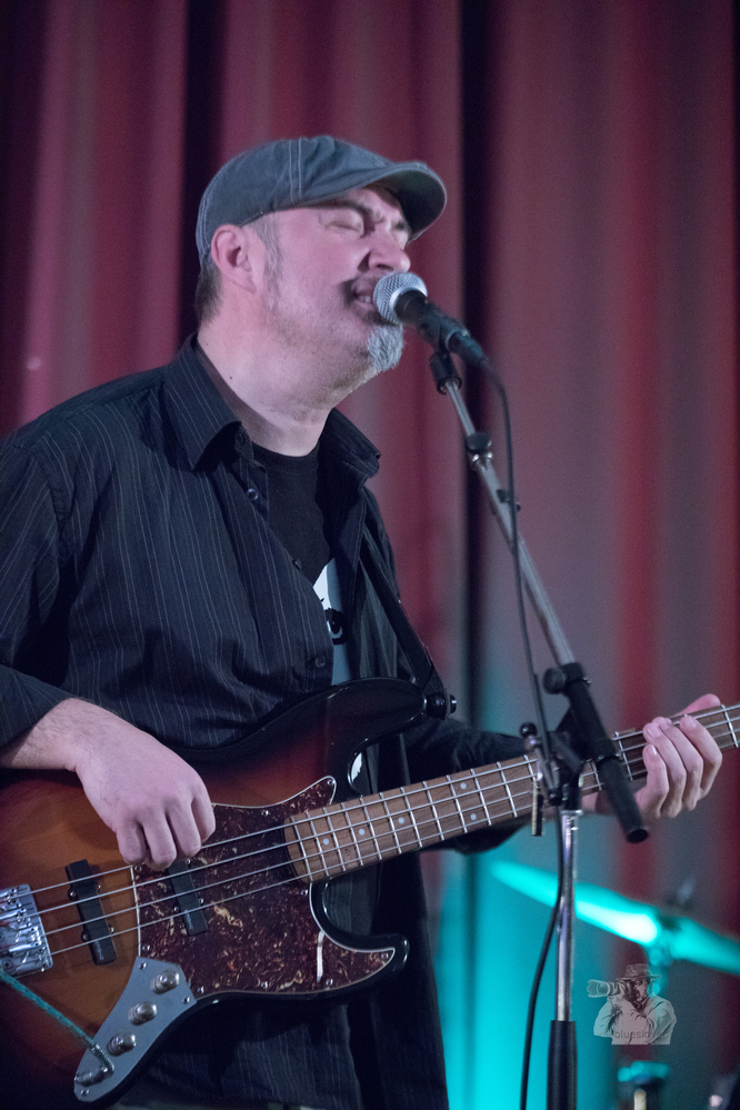  Hithat,  Luan Tashi, 
