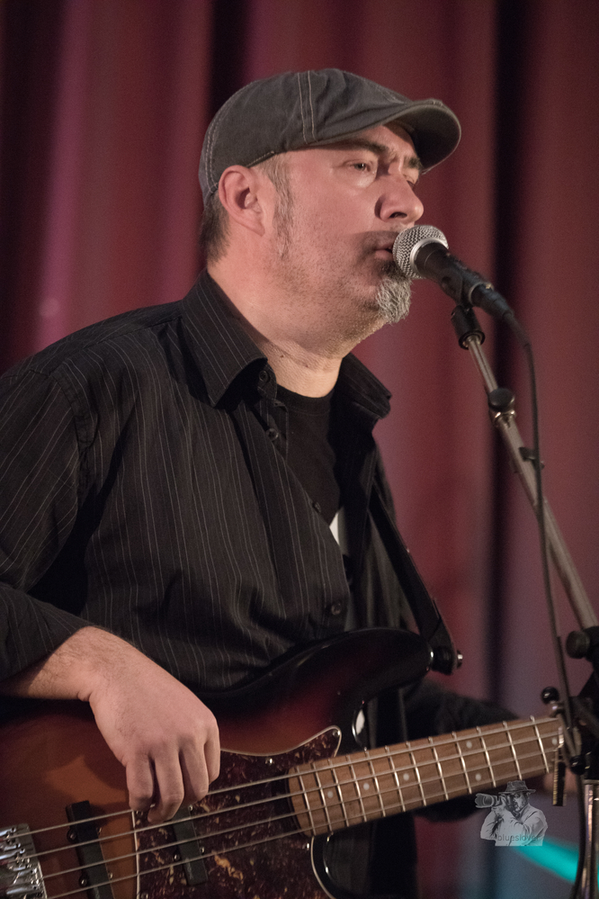  Hithat,  Luan Tashi, 
