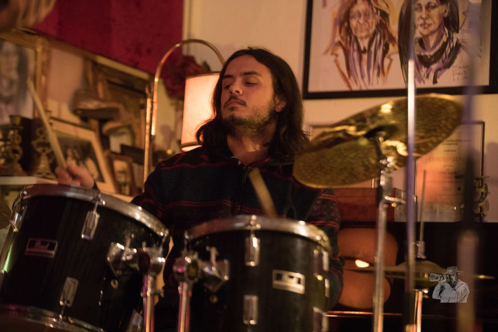  Hithat,  Drin Tashi, 
