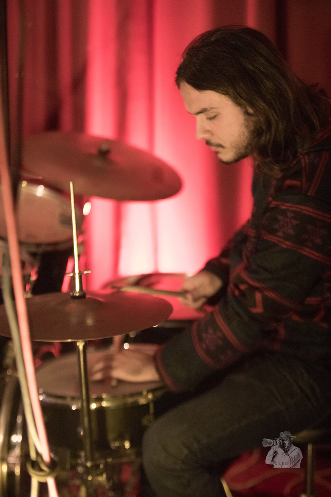  Hithat,  Drin Tashi, 
