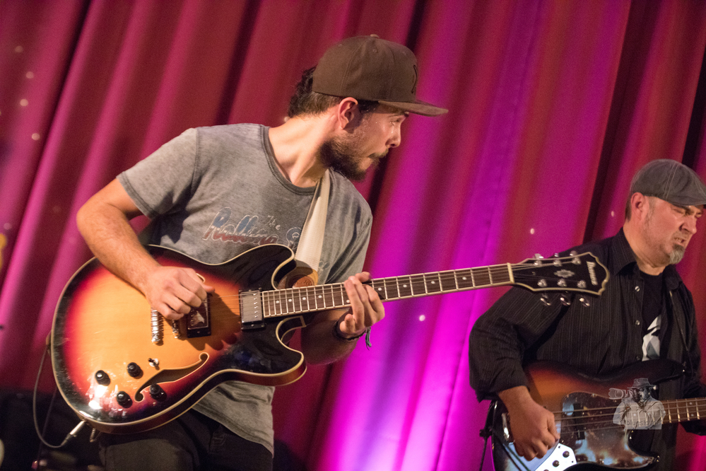  Hithat,  Lum Tashi,  Luan Tashi, 
