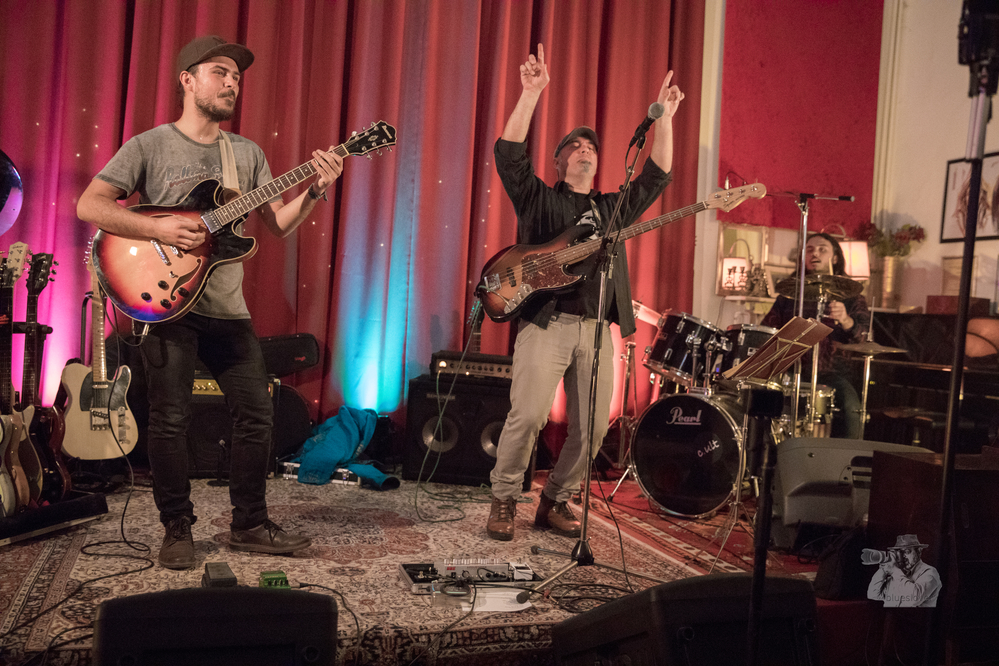 Hithat , Lum Tashi,  Luan Tashi,  Drin Tashi, 
