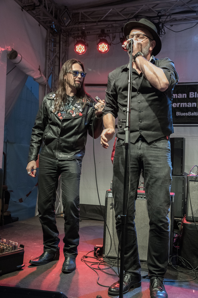 Dennis Gruenling,  Andy GrÃ¼nert
