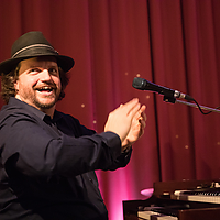 Dateiname=393A4312.jpg
Dateigröße=21284KB
Abmessungen: 6720x4480
hinzugefügt am: 13. März 2017 393A4312.jpg