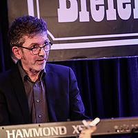 Dateiname=393A9246.jpg
Dateigröße=11014KB
Abmessungen: 6720x4480
hinzugefügt am: 25. März 2018 393A9246.jpg