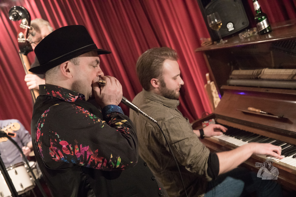 Matthew Skoller,  Fabian Fritz, 
