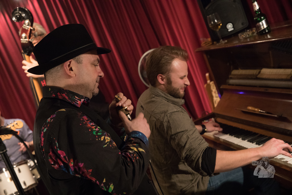 Matthew Skoller,  Fabian Fritz, 
