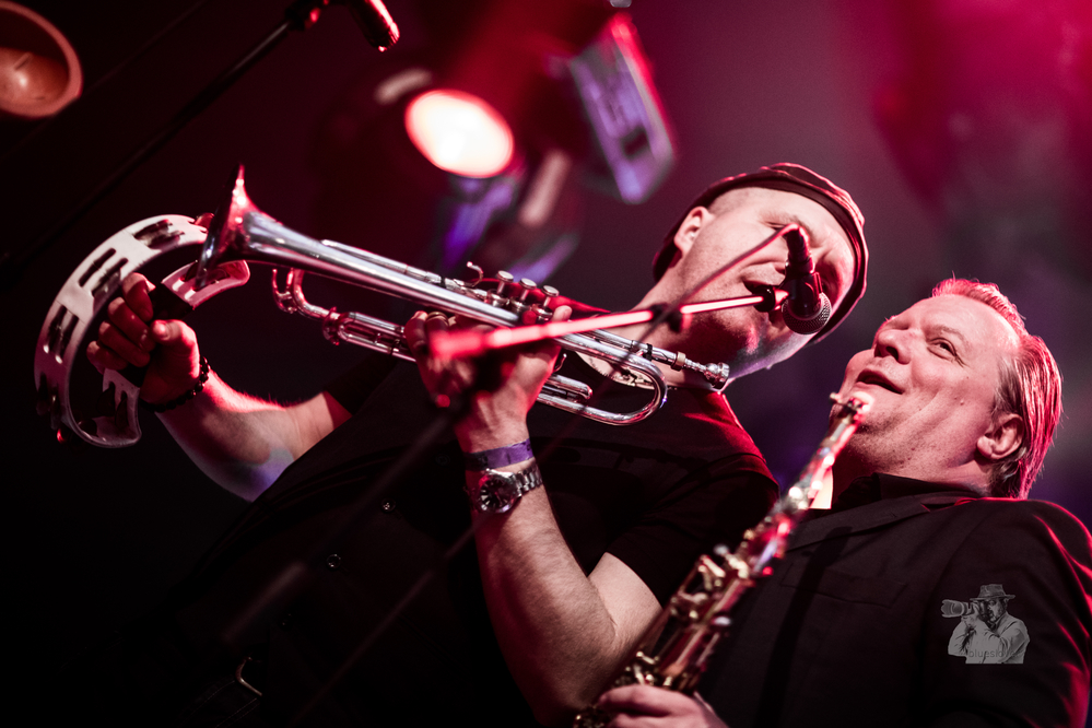 Peter Kehl ,  Hans Nybo 
