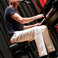 Dateiname=393A5887.jpg
Dateigröße=14423KB
Abmessungen: 3944x5916
hinzugefügt am: 10. Juli 2018 393A5887.jpg