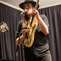 Dateiname=1X3A4944.jpg
Dateigröße=15344KB
Abmessungen: 4008x6413
hinzugefügt am: 02. März 2020 1X3A4944.jpg