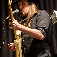 Dateiname=393A7362.jpg
Dateigröße=6221KB
Abmessungen: 3820x5730
hinzugefügt am: 02. März 2020 393A7362.jpg