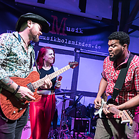 Dateiname=1X3A2783.jpg
Dateigröße=19971KB
Abmessungen: 6011x4294
hinzugefügt am: 10. Februar 2020 1X3A2783.jpg