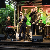 Dateiname=393A9367.jpg
Dateigröße=8449KB
Abmessungen: 4473x2982
hinzugefügt am: 17. Juli 2020 393A9367.jpg