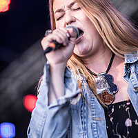 Dateiname=393A0332.jpg
Dateigröße=12213KB
Abmessungen: 4480x6720
hinzugefügt am: 30. Mai 2019 393A0332.jpg