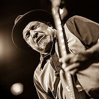 Dateiname=393A6123.jpg
Dateigröße=5790KB
Abmessungen: 4480x6720
hinzugefügt am: 21. März 2019 393A6123.jpg