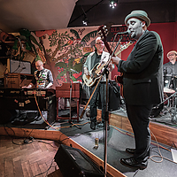 Dateiname=393A8719.jpg
Dateigröße=18672KB
Abmessungen: 6720x4480
hinzugefügt am: 29. April 2019 393A8719.jpg