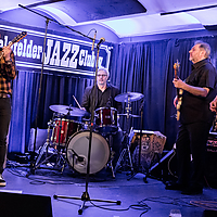 Dateiname=1X3A8851.jpg
Dateigröße=21234KB
Abmessungen: 6141x3838
hinzugefügt am: 04. Februar 2019 1X3A8851.jpg