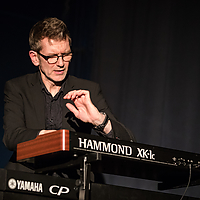 Dateiname=1X3A8890.JPG
Dateigröße=11395KB
Abmessungen: 5328x3806
hinzugefügt am: 01. Januar 2020 1X3A8890.JPG