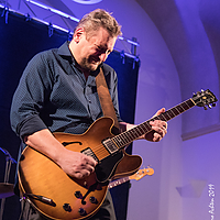 Dateiname=1X3A8698.JPG
Dateigröße=8353KB
Abmessungen: 3371x4045
hinzugefügt am: 09. September 2019 1X3A8698.JPG