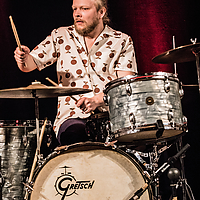 Dateiname=393A6312.jpg
Dateigröße=20862KB
Abmessungen: 4480x6336
hinzugefügt am: 09. April 2019 393A6312.jpg