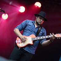 Dateiname=393A5174.jpg
Dateigröße=3787KB
Abmessungen: 5000x3333
hinzugefügt am: 05. September 2019 393A5174.jpg