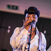 Dateiname=2R5A8869.jpg
Dateigröße=15847KB
Abmessungen: 6720x4480
hinzugefügt am: 12. Dezember 2019 2R5A8869.jpg