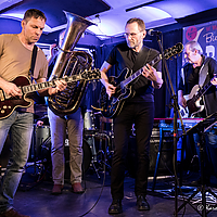 Dateiname=1X3A0649.jpg
Dateigröße=11147KB
Abmessungen: 5679x4259
hinzugefügt am: 19. Februar 2019 1X3A0649.jpg