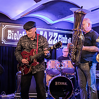 Dateiname=1X3A7171.JPG
Dateigröße=11727KB
Abmessungen: 6402x3601
hinzugefügt am: 22. Oktober 2019 1X3A7171.JPG