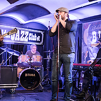 Dateiname=1X3A7182.JPG
Dateigröße=12115KB
Abmessungen: 6402x3601
hinzugefügt am: 22. Oktober 2019 1X3A7182.JPG