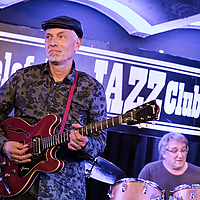 Dateiname=1X3A7198.JPG
Dateigröße=10661KB
Abmessungen: 5629x4021
hinzugefügt am: 22. Oktober 2019 1X3A7198.JPG