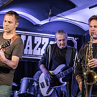 Dateiname=1X3A6005.JPG
Dateigröße=20942KB
Abmessungen: 6720x4200
hinzugefügt am: 17. Dezember 2018 1X3A6005.JPG