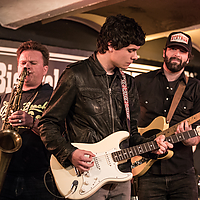 Dateiname=1X3A3401.jpg
Dateigröße=21211KB
Abmessungen: 6720x4200
hinzugefügt am: 17. Februar 2020 1X3A3401.jpg