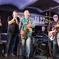 Dateiname=1X3A1563.JPG
Dateigröße=19875KB
Abmessungen: 6326x3954
hinzugefügt am: 22. April 2019 1X3A1563.JPG