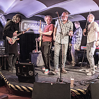 Dateiname=393A8122.jpg
Dateigröße=7612KB
Abmessungen: 4108x2739
hinzugefügt am: 22. April 2019 393A8122.jpg