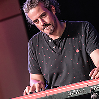 Dateiname=393A9449.jpg
Dateigröße=16230KB
Abmessungen: 4480x6720
hinzugefügt am: 22. September 2018 393A9449.jpg